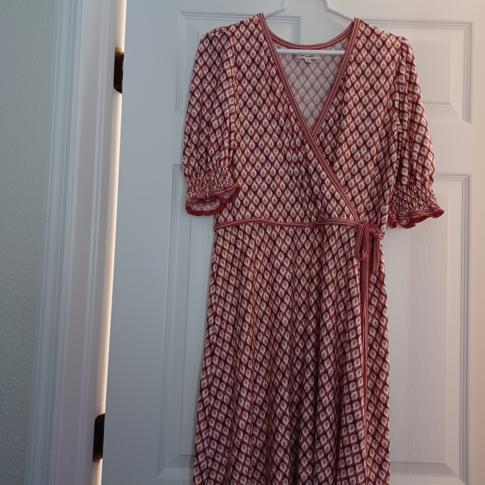 Max Studios Womens Size L Chic Faux Wrap Strawberfy Pattern Dress